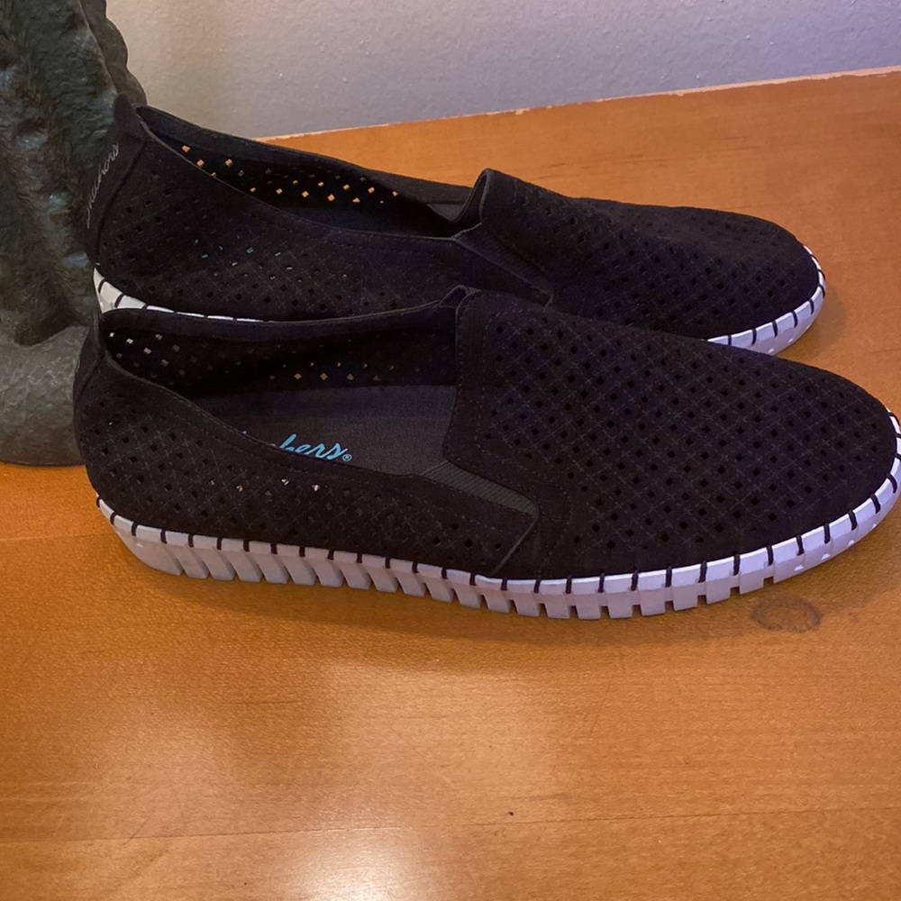 Womens flat - Picture 2 of 5